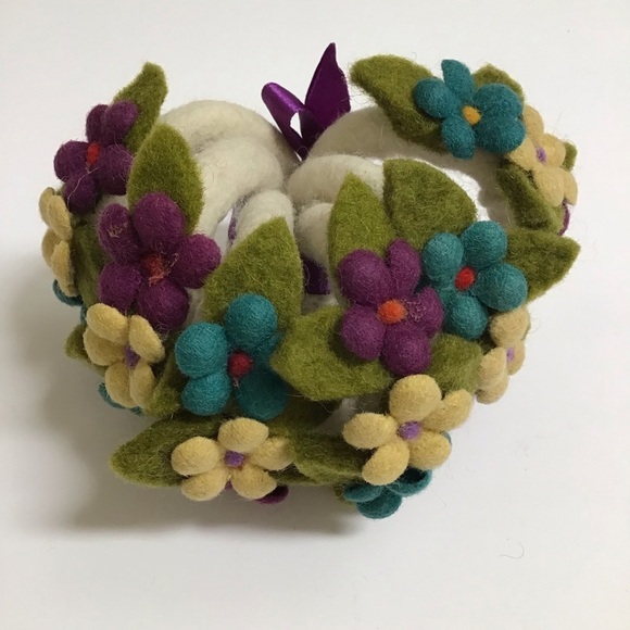 Napkin Rings SET OF 6 Holders Artisan Handmade Boiled Wool Felt African Violets - Picture 3 of 8